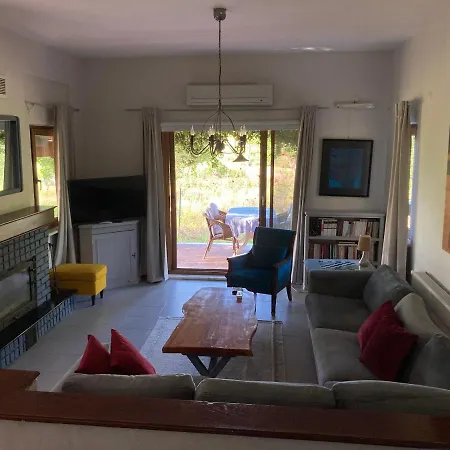 On Iznik With Its Own Private *