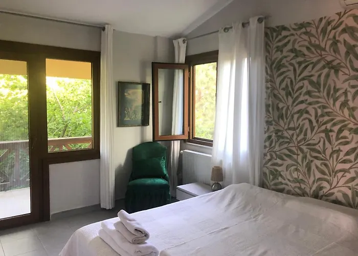 On Iznik With Its Own Private Holiday home